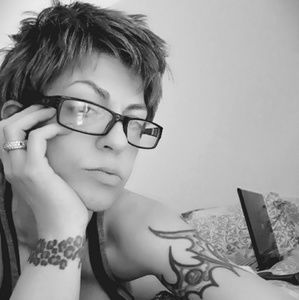 Meet your Posher, Desiree